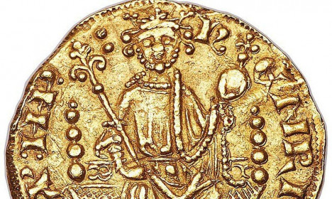 Đồng xu vàng gần 800 tuổi được đấu giá khoảng 17 tỷ đồng