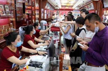 Giá vàng ổn định trên mốc 56 triệu đồng/lượng