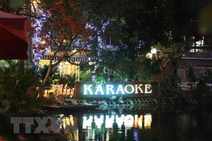 Hà Nội dừng hoạt động dịch vụ karaoke, vũ trường, quán bar từ 0 giờ ngày 1/2