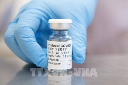 EC đề xuất tăng tốc sản xuất vaccine ngừa COVID-19