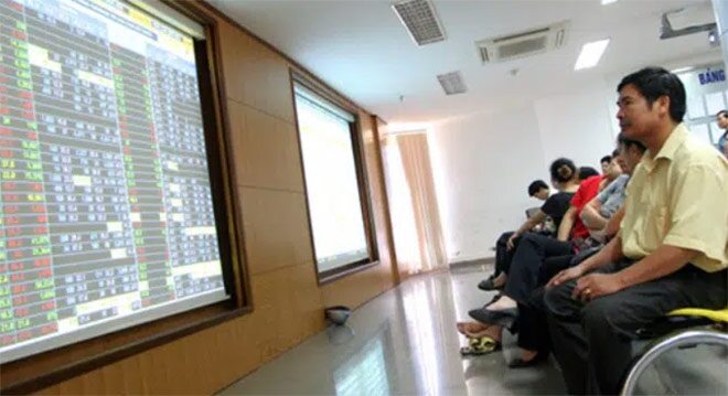 Nóng tuần qua: Số người chơi chứng khoán mới lập kỉ lục cao nhất lịch sử