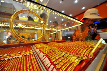 Giá vàng thế giới tăng mạnh, trong nước vượt ngưỡng 57 triệu đồng/lượng