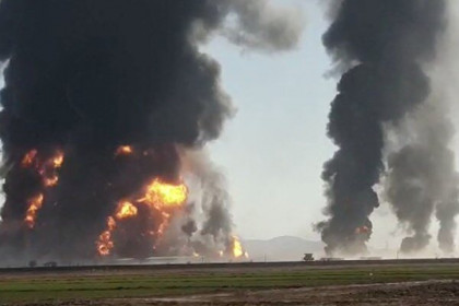 Cháy nhiều tàu chở dầu ở cảng biên giới Afghanistan-Iran