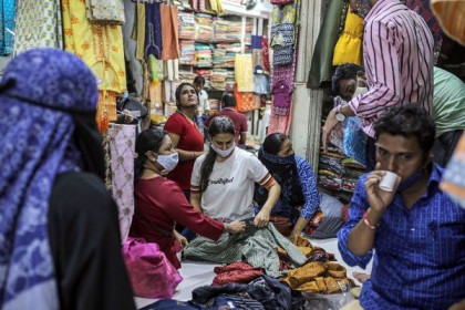 Bùng nổ mua sắm ở Ấn Độ khi đại dịch Covid-19 lắng xuống