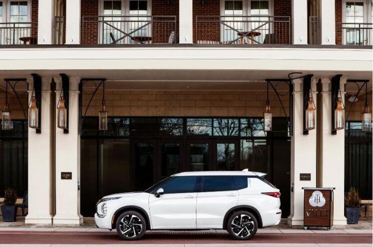 Mitsubishi Outlander 2021 chính thức được bán ra từ tháng 4