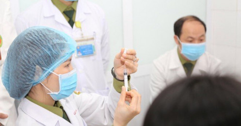 Việt Nam bước đầu chọn 18,3 triệu người thuộc 11 nhóm ưu tiên tiêm vắc xin Covid-19