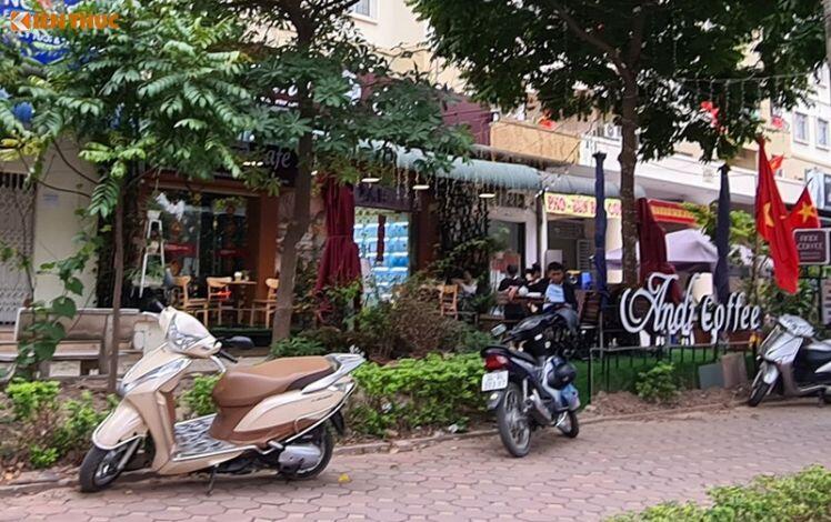 Hà Nội: Nhiều quán cafe “phớt lờ” chỉ đạo phòng dịch COVID-19, ngang nhiên hoạt động