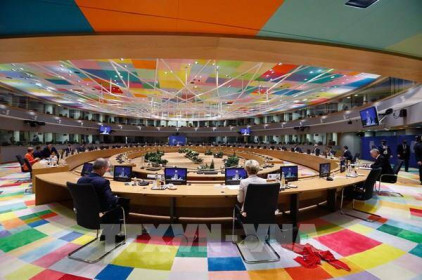 Bài toán khó về quyền tự chủ của EU