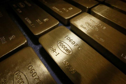 Giá vàng thế giới tháng Hai giảm mạnh nhất trong hơn 4 năm