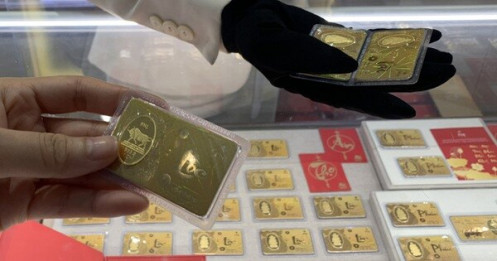 Giá vàng trong nước - thế giới chênh mức 'kinh hoàng': 8,25 triệu đồng/lượng