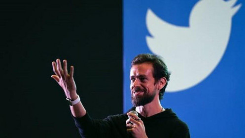 Dòng tweet đầu tiên của CEO Twitter được đấu giá 2 triệu USD