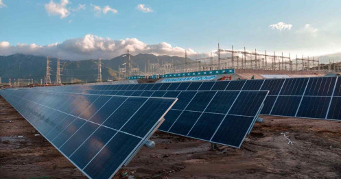 Công ty Malaysia thâu tóm 39% cổ phần 5 dự án điện mặt trời tại Việt Nam