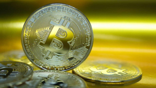 Giá Bitcoin hôm nay ngày 10/3: Thị trường rung lắc khi Bitcoin thử thách vùng 56.000 USD