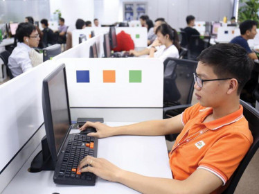 Cổ phiếu cần quan tâm ngày 15/3: FPT, SHB, MSN
