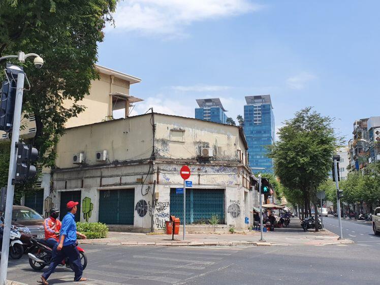 Không chỉ đường Đồng Khởi, hàng loạt mặt bằng trên "đất vàng" Sài Gòn bị trả không thương tiếc