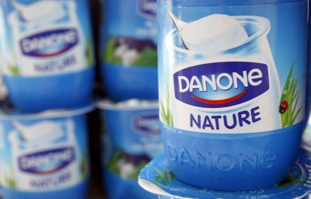 Chứng khoán châu Âu tăng điểm, Danone tăng mạnh khi CEO từ chức