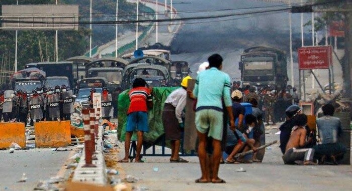 Nhiều nhà máy Trung Quốc bị đốt phá, hàng chục người biểu tình Myanmar thiệt mạng