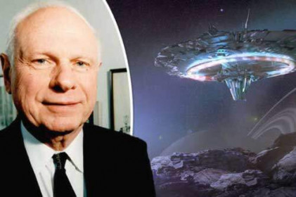 Cựu quan chức Canada tiết lộ 'sốc' về người ngoài hành tinh