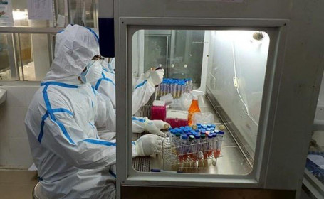 Xét nghiệm PCR để lọt biến thể mới của SARS-CoV-2 tại Pháp