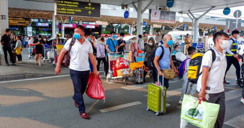 Giá vé bay Vietnam Airlines, Vietjet, Bamboo Airways lễ 30/4-1/5 tăng vọt, có chặng khứ hồi hơn 8 triệu đồng