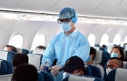 Vietnam Airlines tiêm vaccine Covid-19 miễn phí cho 22.000 lao động