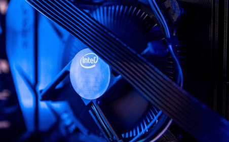Intel dùng 20 tỷ USD ‘đấu’ các nhà sản xuất bán dẫn châu Á