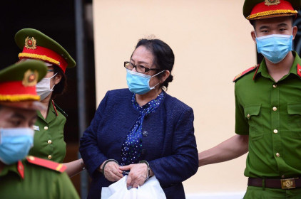 Xuất hiện chứng cứ 'bất thường', tạm dừng phiên xử vụ bà Bạch Diệp, Nguyễn Thành Tài