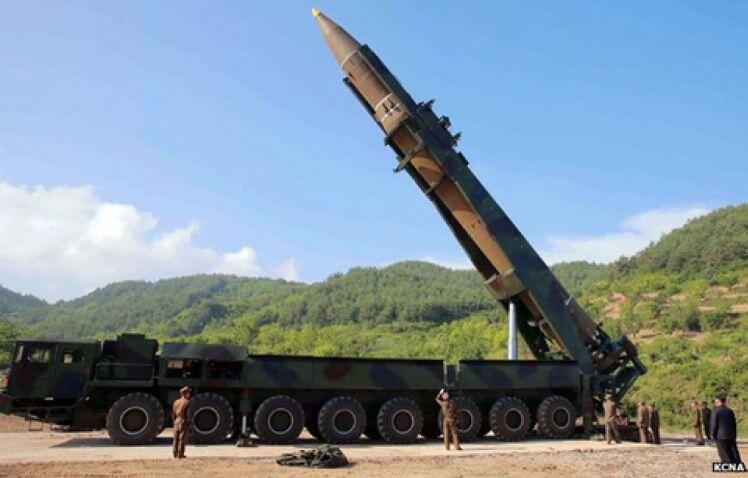 Giải mã vụ phóng tên lửa mới nhất và tiềm lực quân sự của Triều Tiên