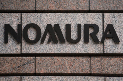 Cổ phiếu Nomura giảm sau khi thông báo về khoản lỗ tiềm năng 2 tỷ USD