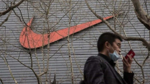 Nike và Adidas vẫn "cháy hàng" trước làn sóng tẩy chay tại Trung Quốc