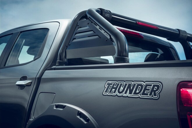 Mazda ra mắt mẫu xe bán tải BT 50 Thunder mới