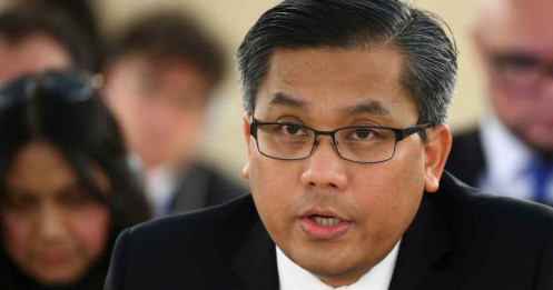 Đại sứ bị tố "phản quốc" kêu gọi các nước cắt đầu tư vào Myanmar