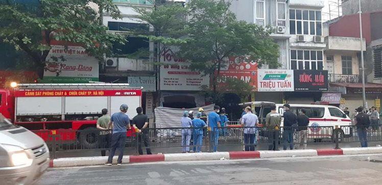 Cháy lớn ở cửa hàng tại phố Tôn Đức Thắng, đang tìm kiếm các nạn nhân
