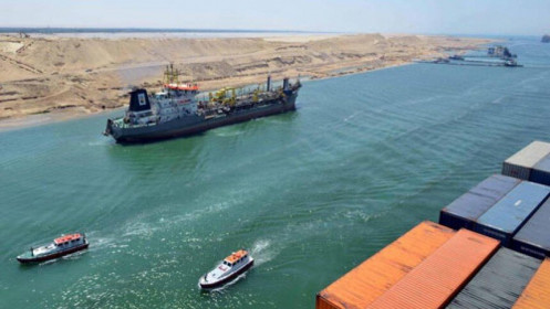 Ùn tắc giao thông tại kênh đào Suez đã hoàn toàn được giải tỏa