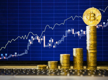 Giá Bitcoin hôm nay ngày 6/4: Tổng vốn hóa thị trường tiền điện tử lần đầu tiên chạm mốc 2.000 tỷ USD