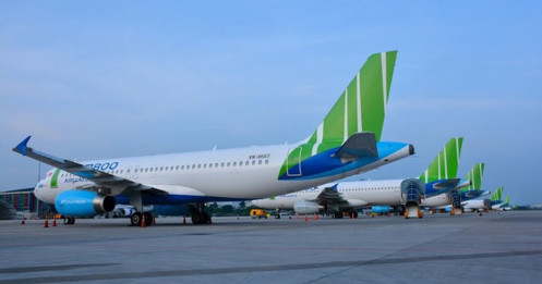 Bamboo Airways bán vé máy bay vượt số lượt cất - hạ cánh