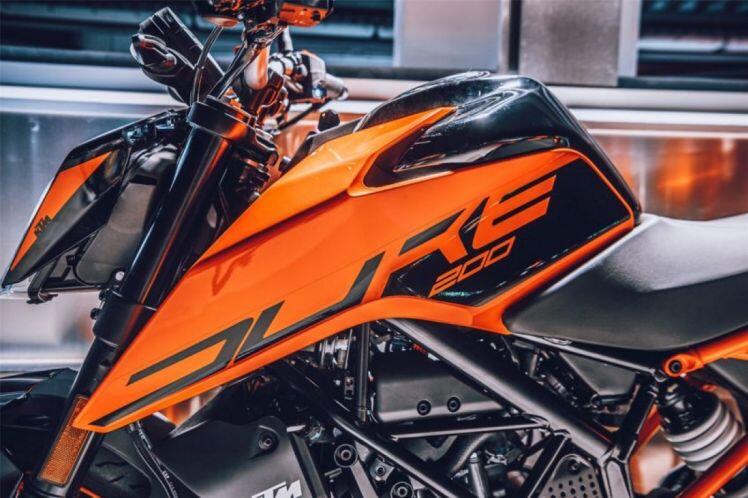 KTM Duke 200 2021 vừa ra mắt, giá 72 triệu đồng