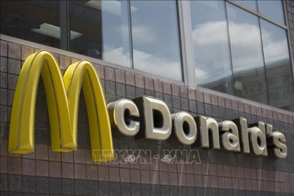 Không đạt được mục tiêu kinh doanh nhưng CEO McDonald’s kiếm hơn 10,8 triệu USD