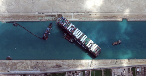 Ai Cập nêu điều kiện thả siêu tàu sau vụ kênh Suez "thất thủ"