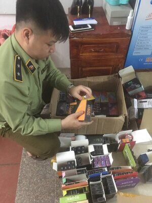 Yên Bái: Tạm giữ gần 700 sản phẩm thuốc lá điện tử