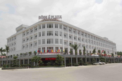 Khách sạn Đông Á (DAH) bị ngừng sử dụng hoá đơn do nợ thuế và chậm nộp thuế
