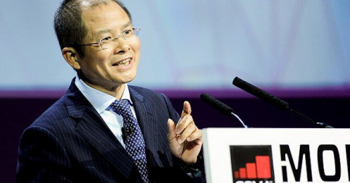 Chủ tịch Huawei: “Lệnh cấm của Mỹ khiến thế giới thiếu chip”
