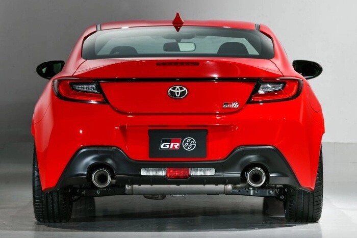 Cận cảnh Toyota GR 86 2022: Công suất 235 mã lực, giá chưa công bố