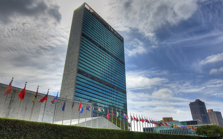 Trả nợ Liên Hiệp Quốc xong, Trung Quốc 'nhắc khéo' Mỹ