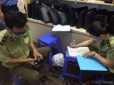 TP. Hồ Chí Minh: Nhiều chiêu thức mới để hợp thức hàng hoá nhập lậu