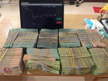 Cái kết đắng khi làm giàu bằng 'chơi Forex'