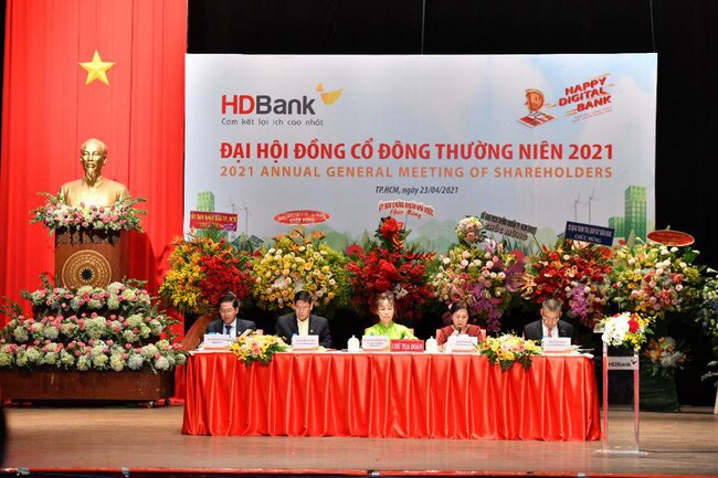 Cơ sở nào để HDBank của tỷ phú Nguyễn Thị Phương Thảo đặt mục tiêu thu 1.000 tỷ đồng từ bancassurance?