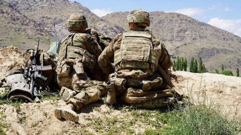 Mỹ bước đầu rút quân khỏi Afghanistan, phá hủy các thiết bị lỗi thời