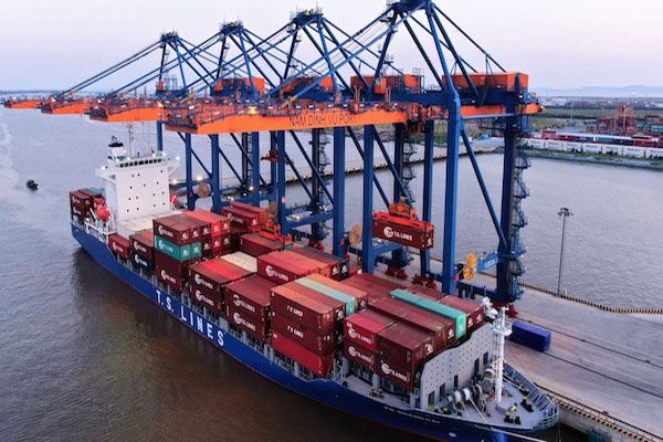 ADB cảnh báo nguy cơ bùng nổ "bong bóng" tài sản ở Việt Nam