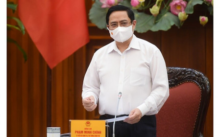 Thủ tướng Phạm Minh Chính chủ trì họp khẩn về phòng chống Covid-19